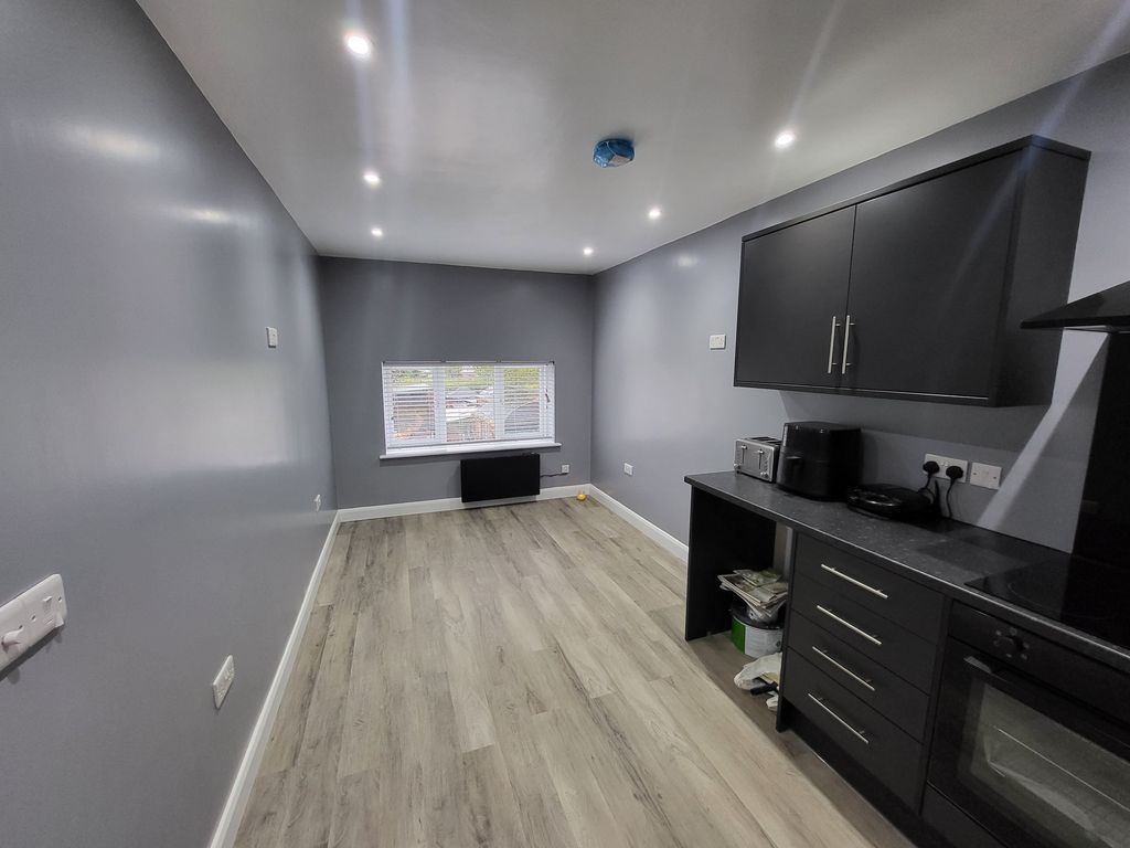 Property photo 2 of 14 Front