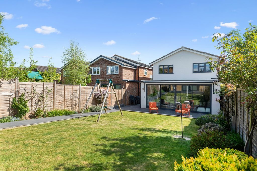 Property photo 2 of 18