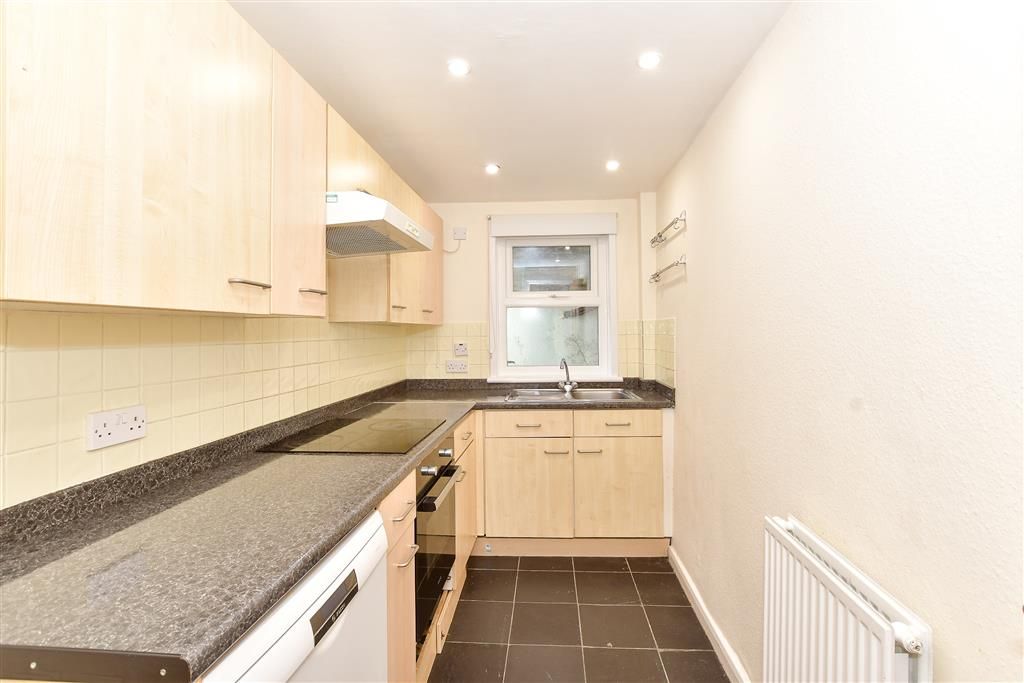 Property photo 3 of 13 Kitchen