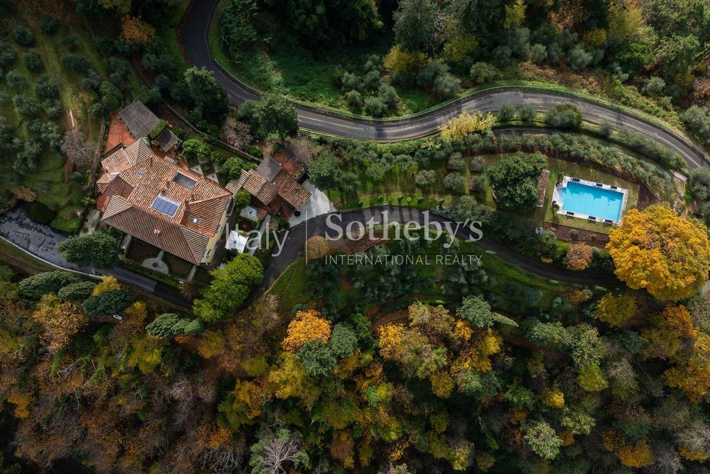 Property photo 3 of 40