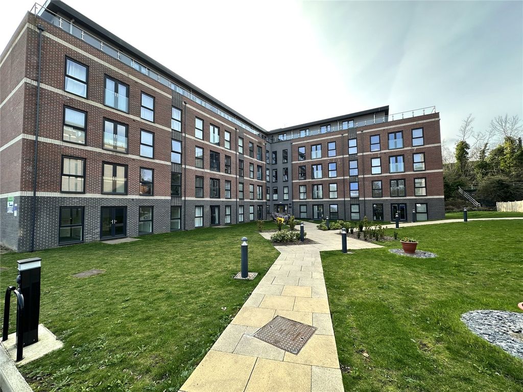 Property photo 2 of 12 Picture No. 02