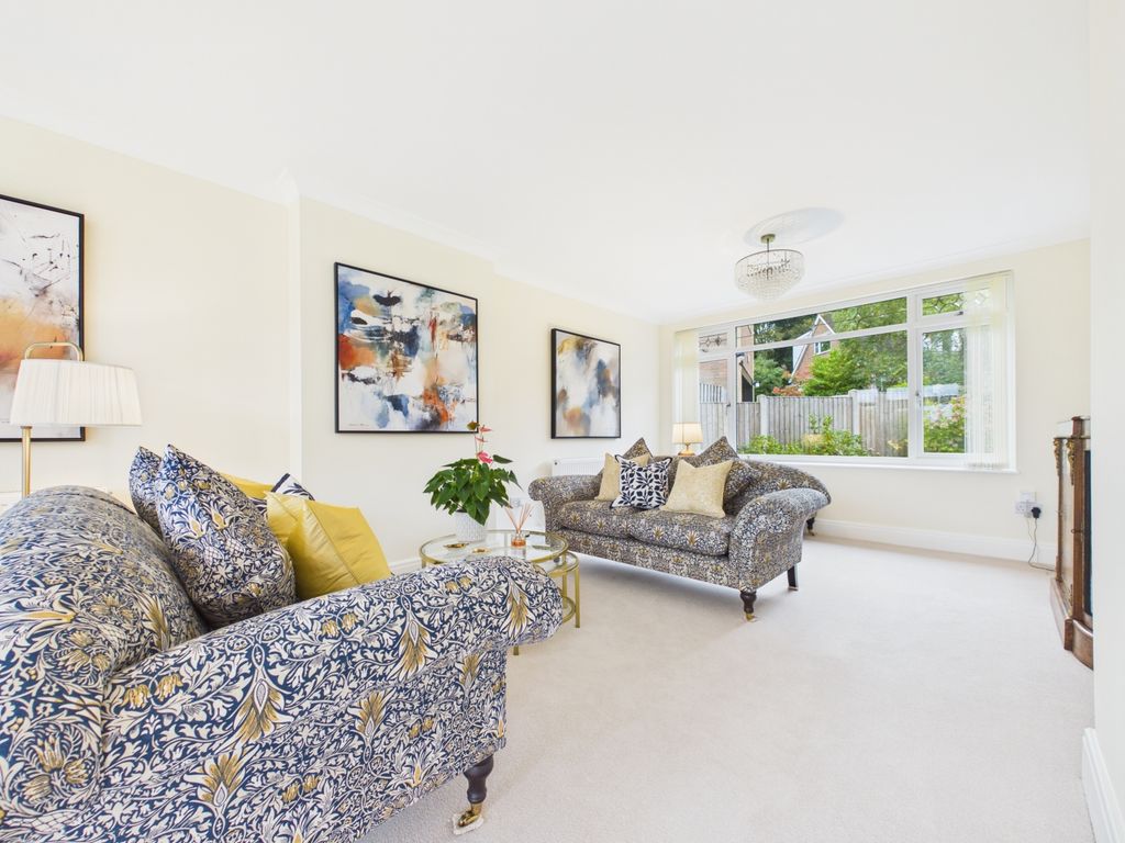 Property photo 3 of 31 3- Rob Hammond Ewemove Pontefract