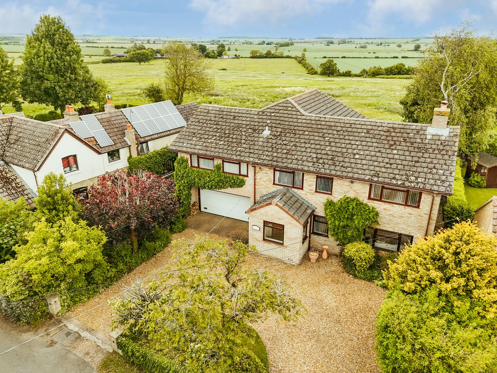 Property photo 1 of 43
