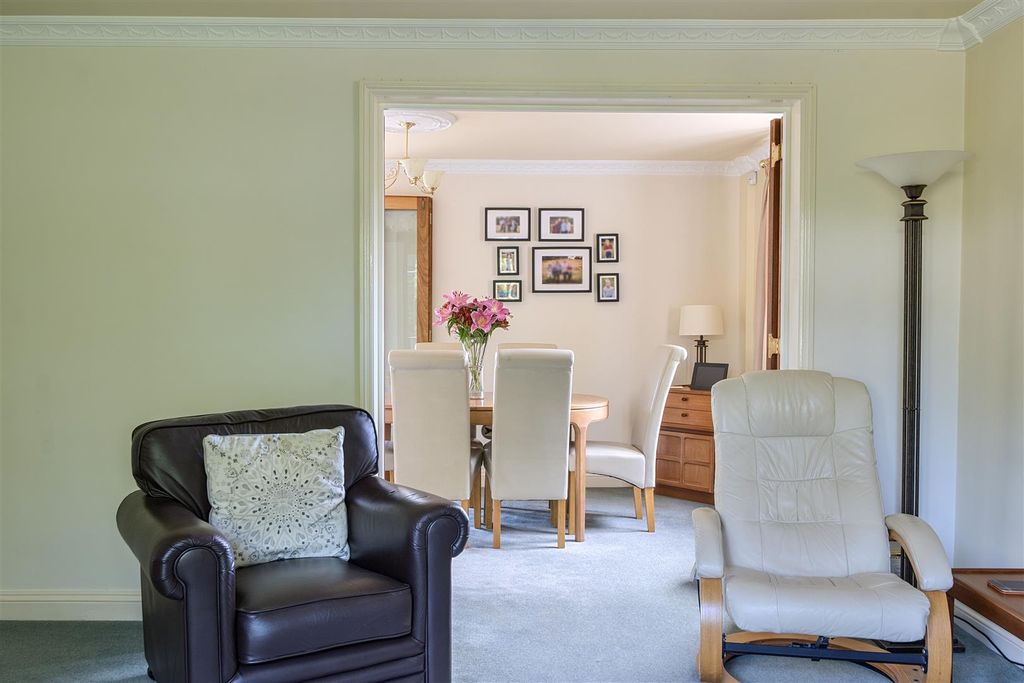Property photo 3 of 17 1463134-3-6A0F28Dd6150c.Jpg