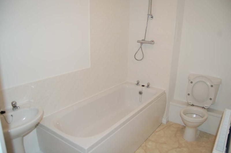 Property photo 2 of 4 Photograph 2