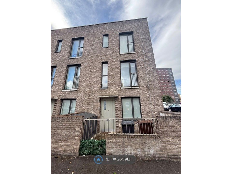 Property photo 1 of 35