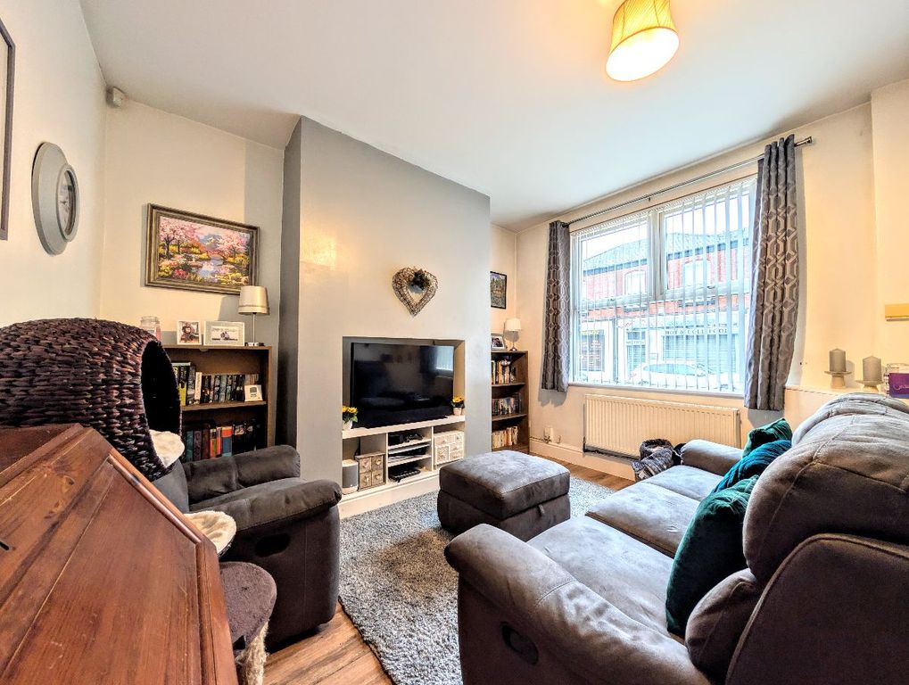 Property photo 2 of 21