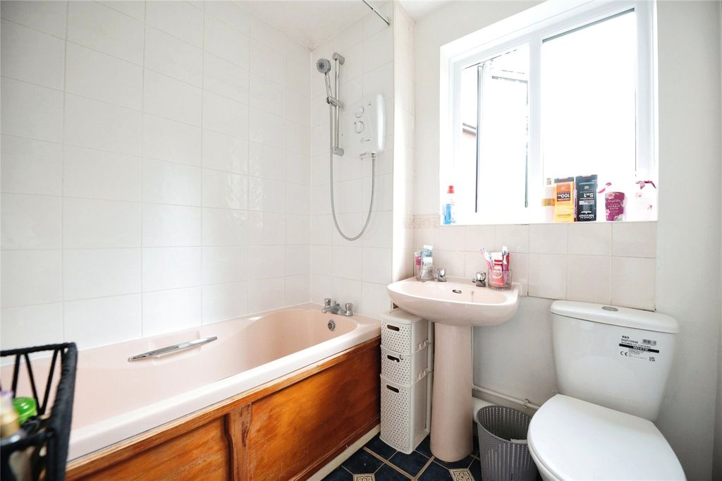 Property photo 2 of 15 Picture No. 01