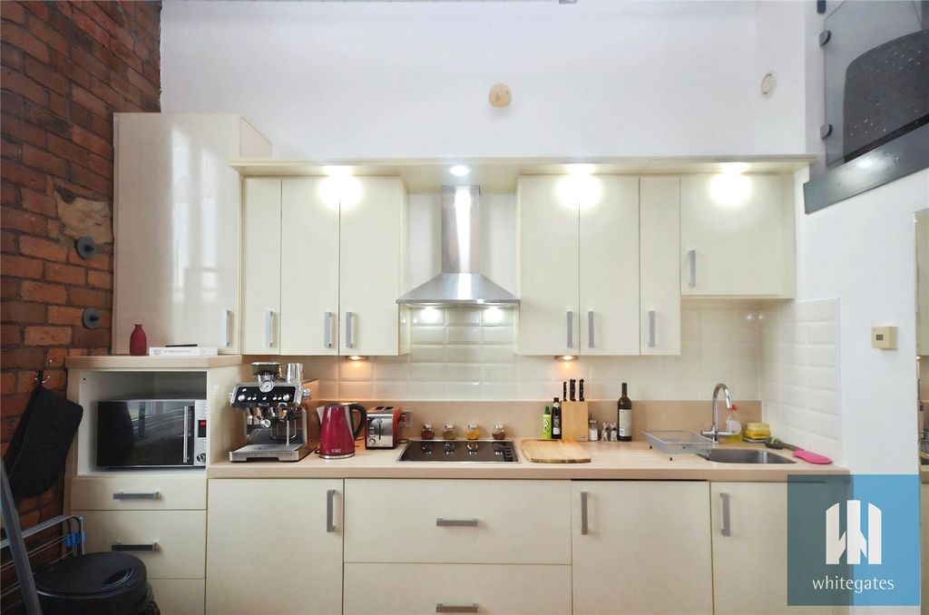 Property photo 3 of 17 Picture No. 39