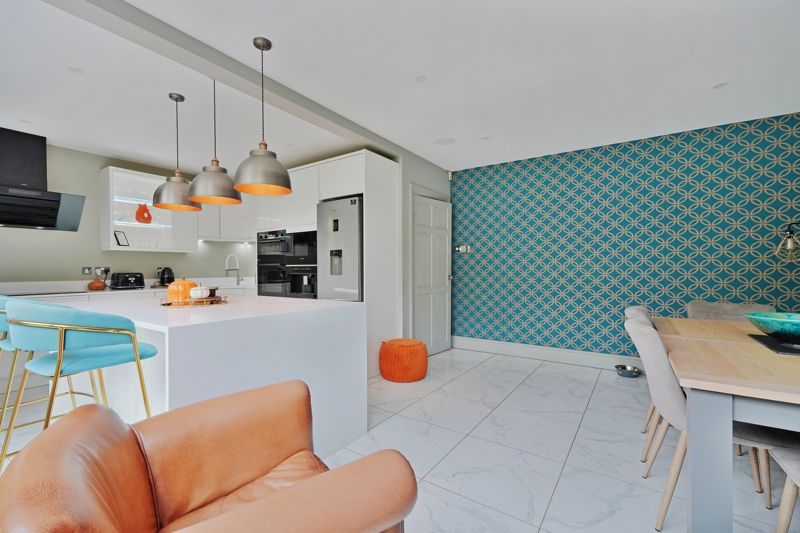 Property photo 1 of 37 Dining Kitchen