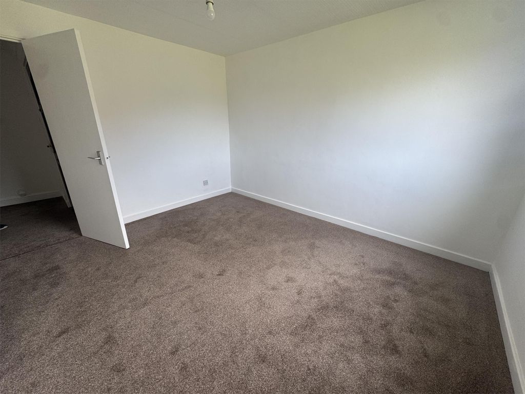 Additional image 9 of 2 bed flat for sale9 Rosevale Street, Dumfries DG1