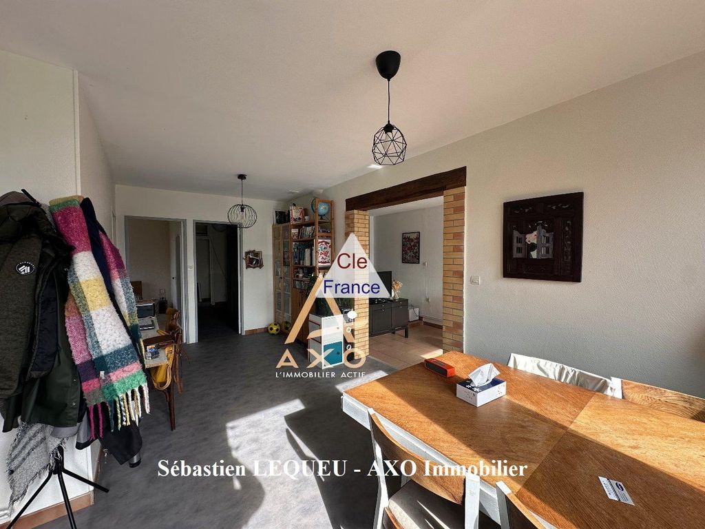 Property photo 2 of 8