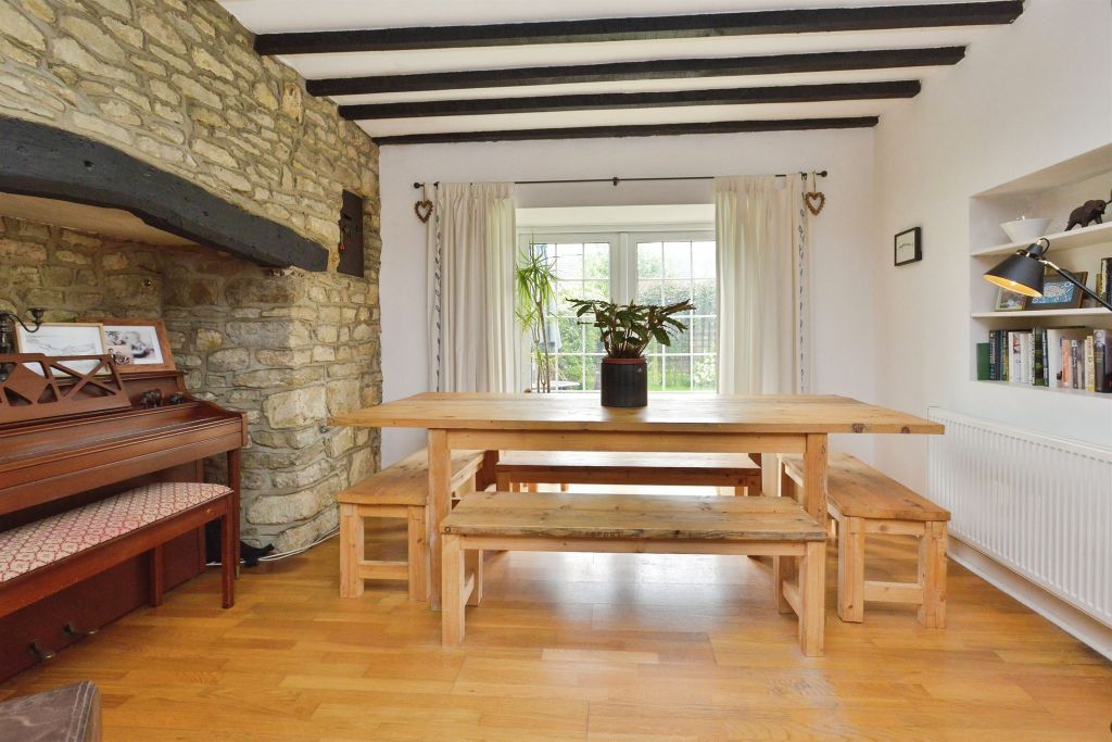 Property photo 3 of 30