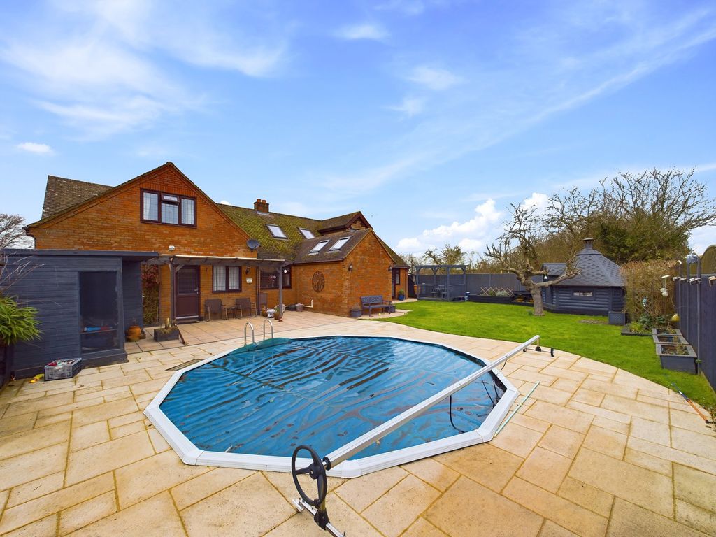 Property photo 2 of 29 4867-Hr-2