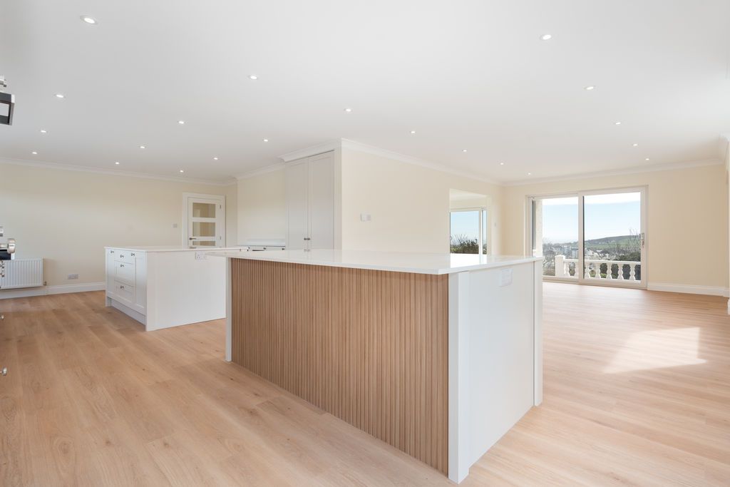 Property photo 3 of 45 Photo 27