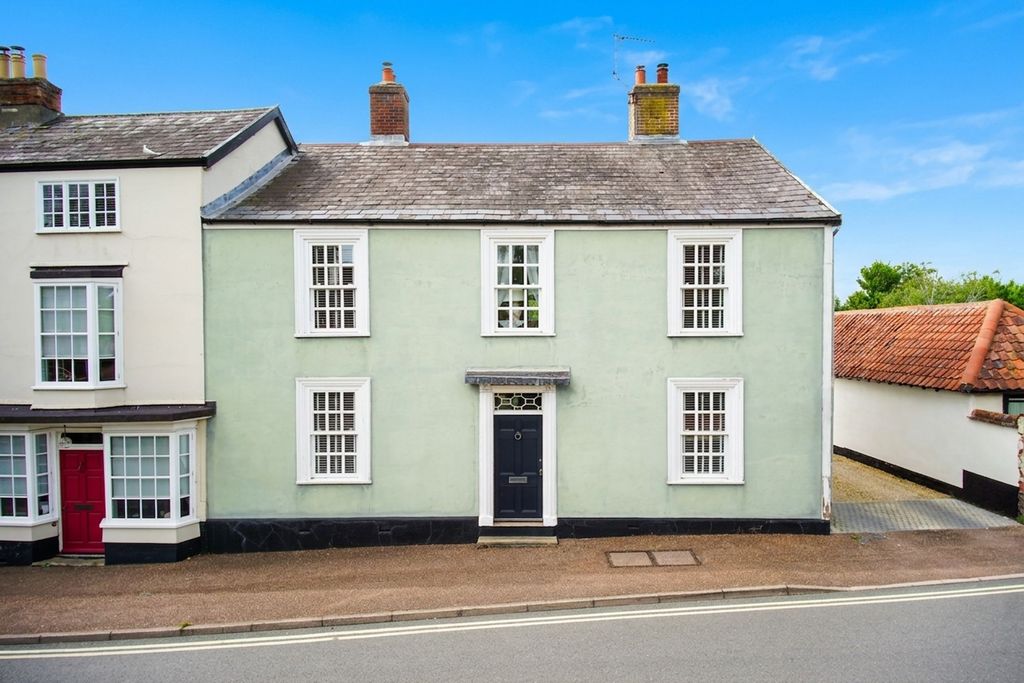 Property photo 1 of 34