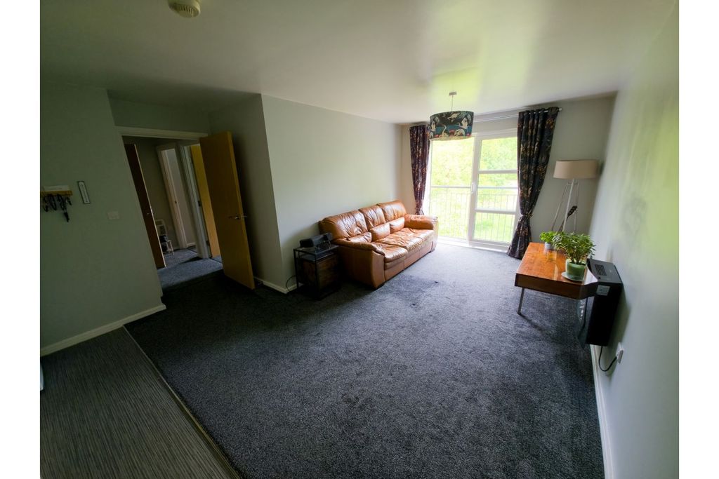 Property photo 2 of 10 Living Room