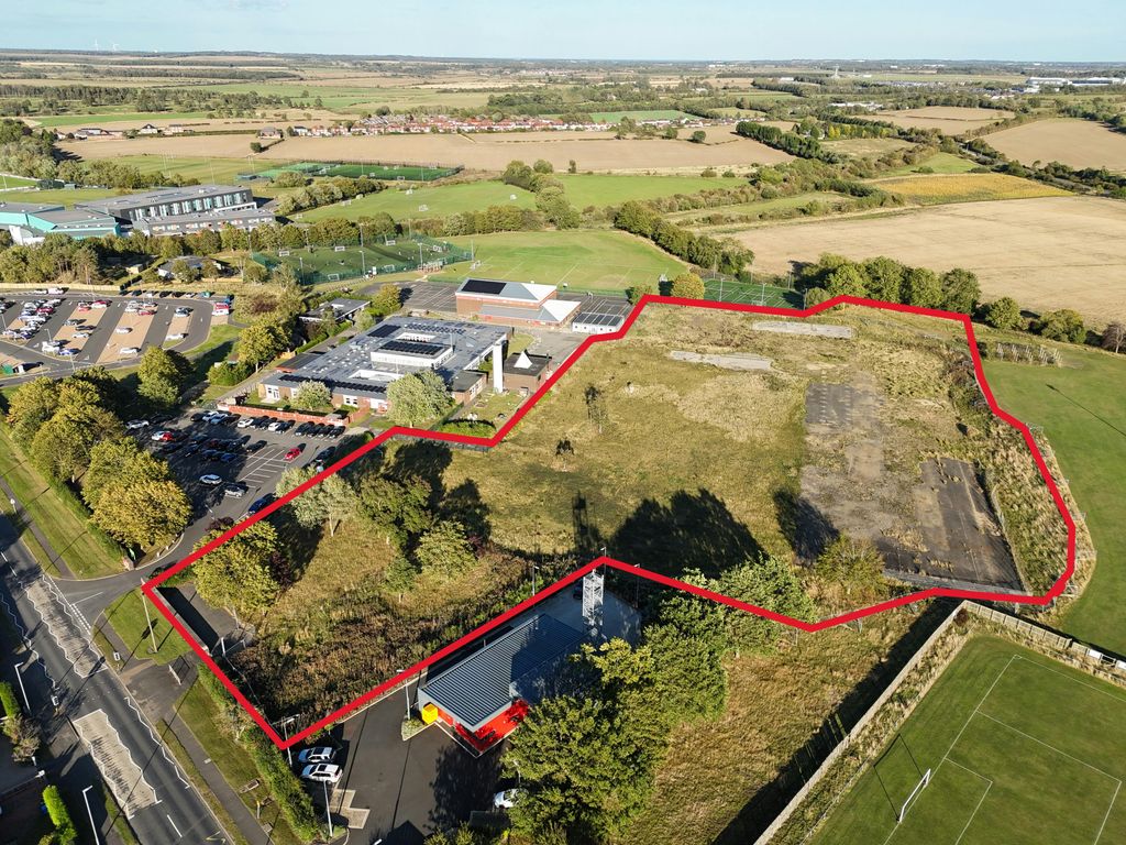 Property photo 2 of 4 Dji_20250908173622_0004_D (Red Line).Jpg