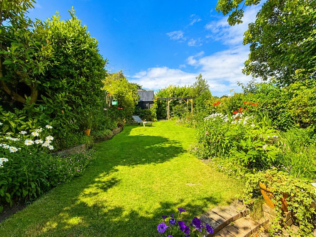 Property photo 2 of 28 Img_9769