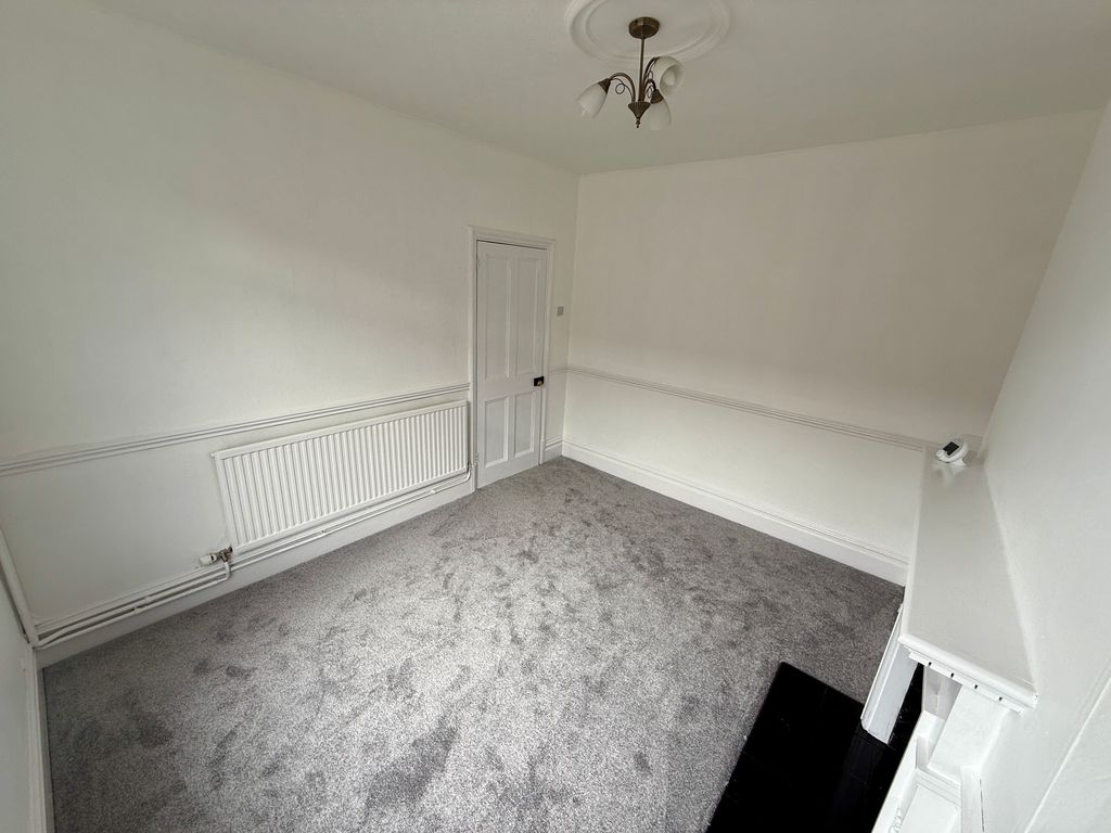 Property photo 3 of 15 Image