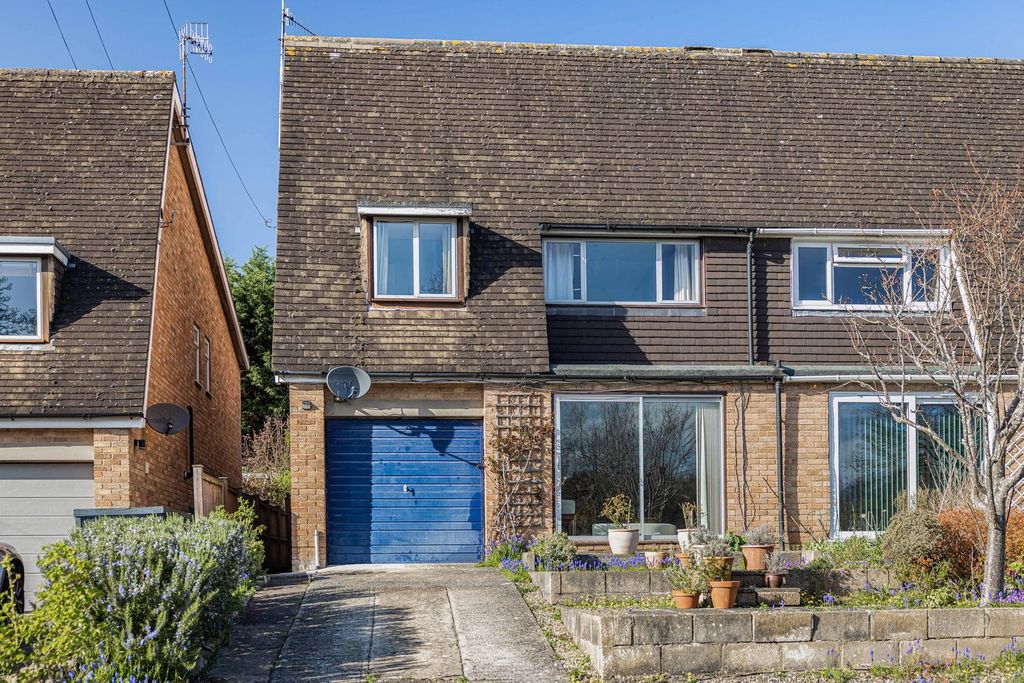 Property photo 1 of 26