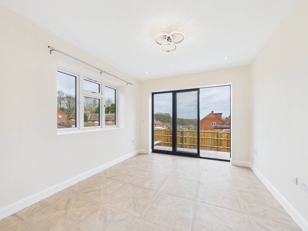 Property photo 1 of 13 4977691