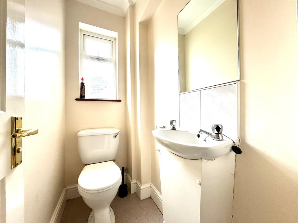 Property photo 3 of 4 Photo 1