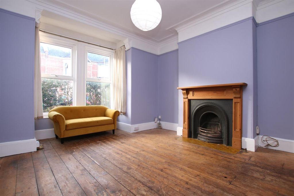Property photo 2 of 20 Living Area.Jpg