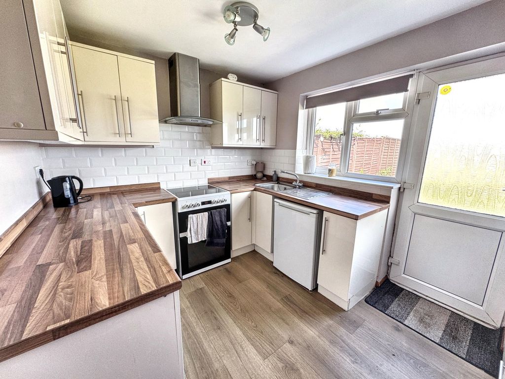 Property photo 3 of 24