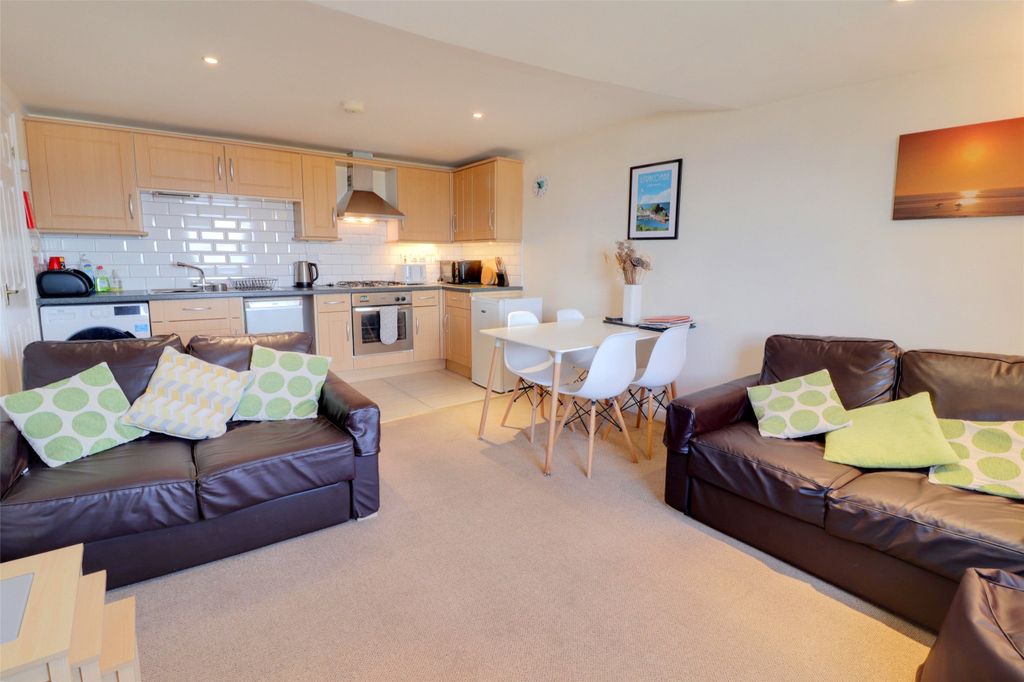 Property photo 3 of 16 Picture No. 04
