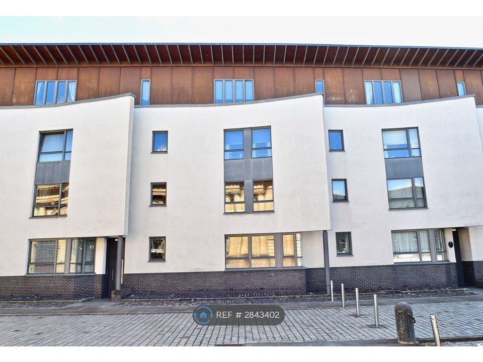 Property photo 1 of 17 Building View