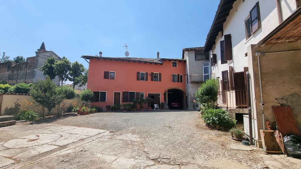 Property photo 1 of 25