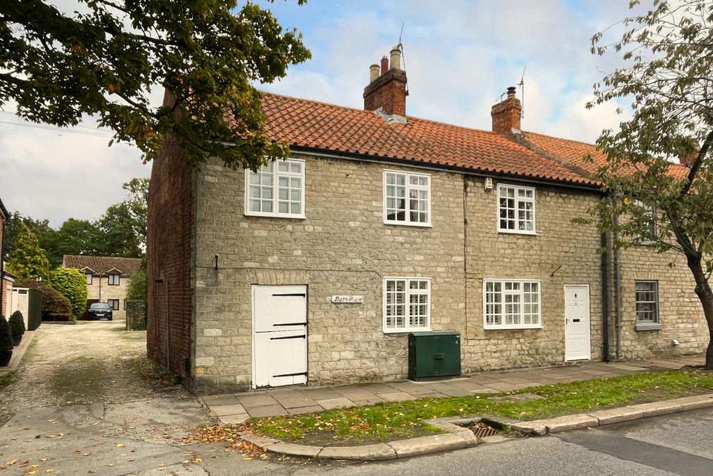 Property photo 1 of 19