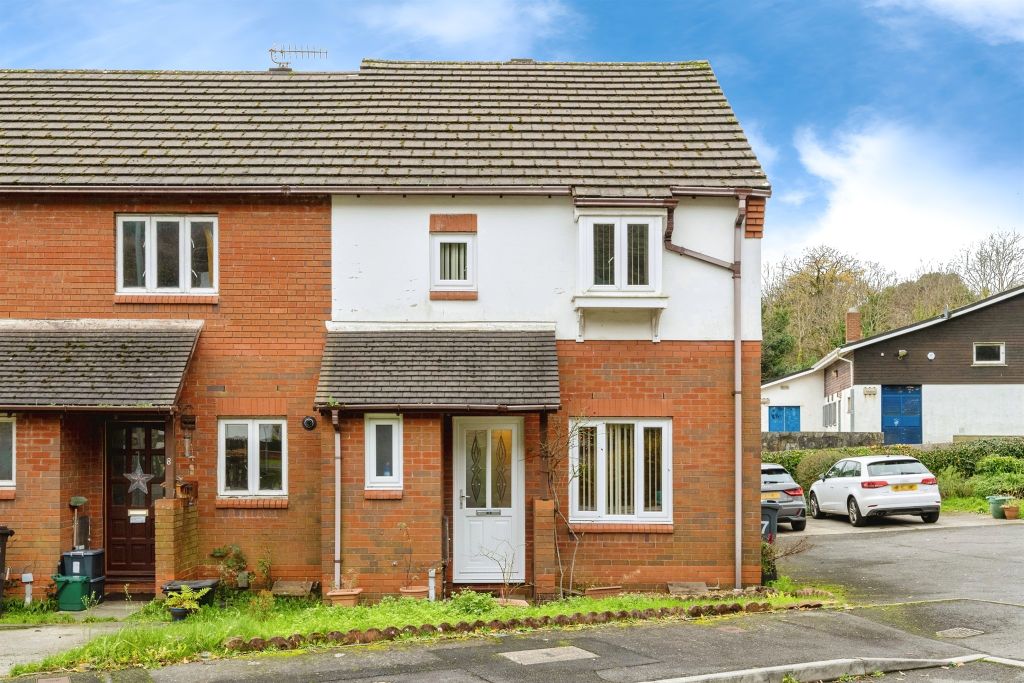 Property photo 1 of 17