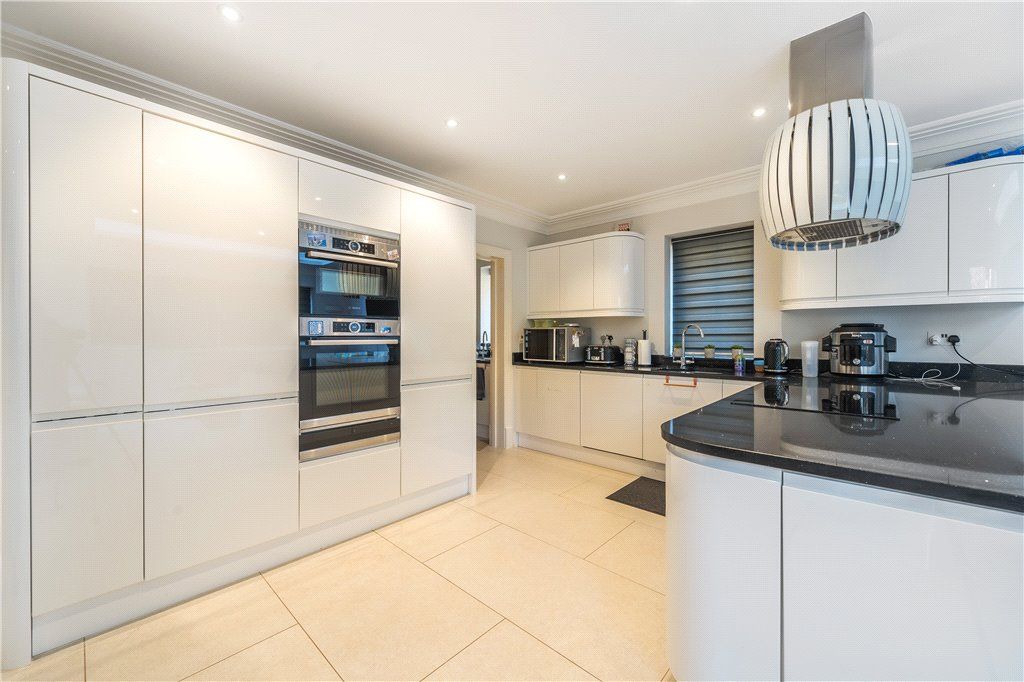 Property photo 3 of 30 Picture No. 25