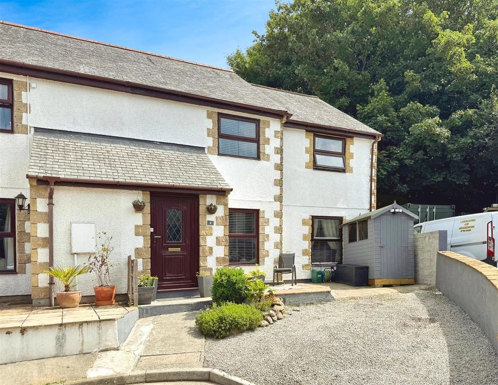 Property photo 1 of 21