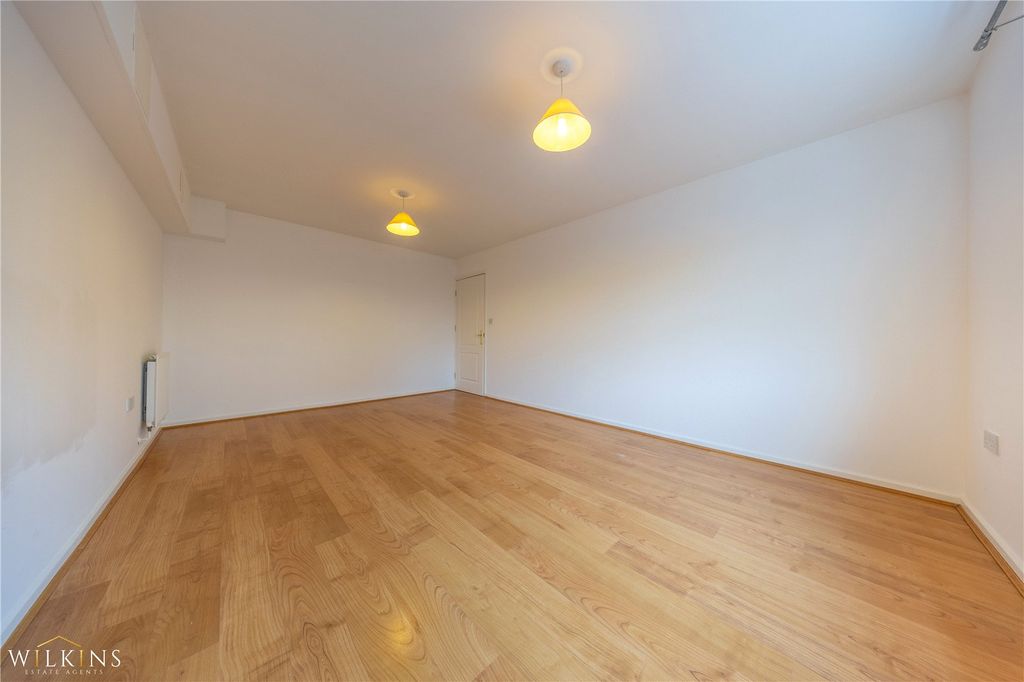 Property photo 3 of 15 Picture No. 05