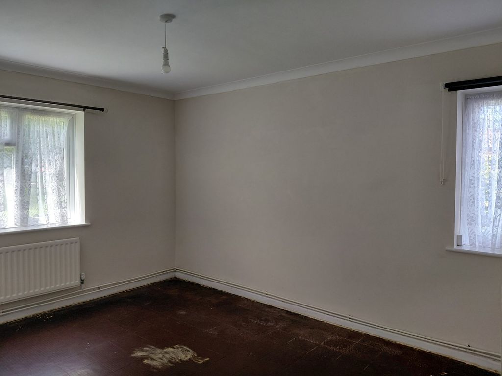 Property photo 2 of 13 Photo 1