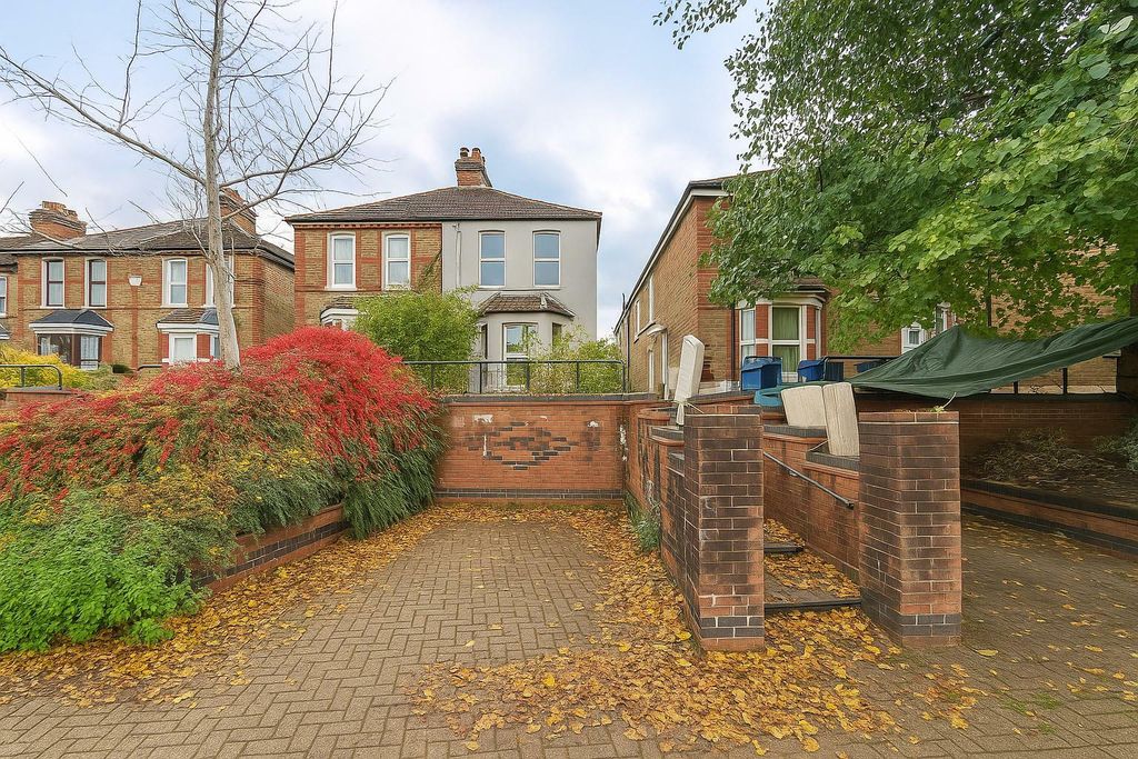 Property photo 1 of 10