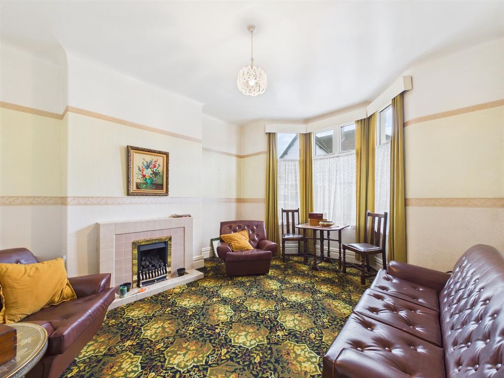 Property photo 1 of 27 Cam03604G0-Pr0282-Still002.Jpg