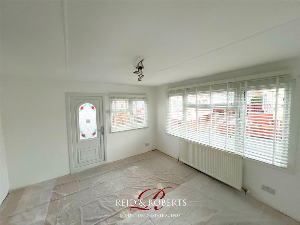 Property photo 2 of 13 3.Jpg