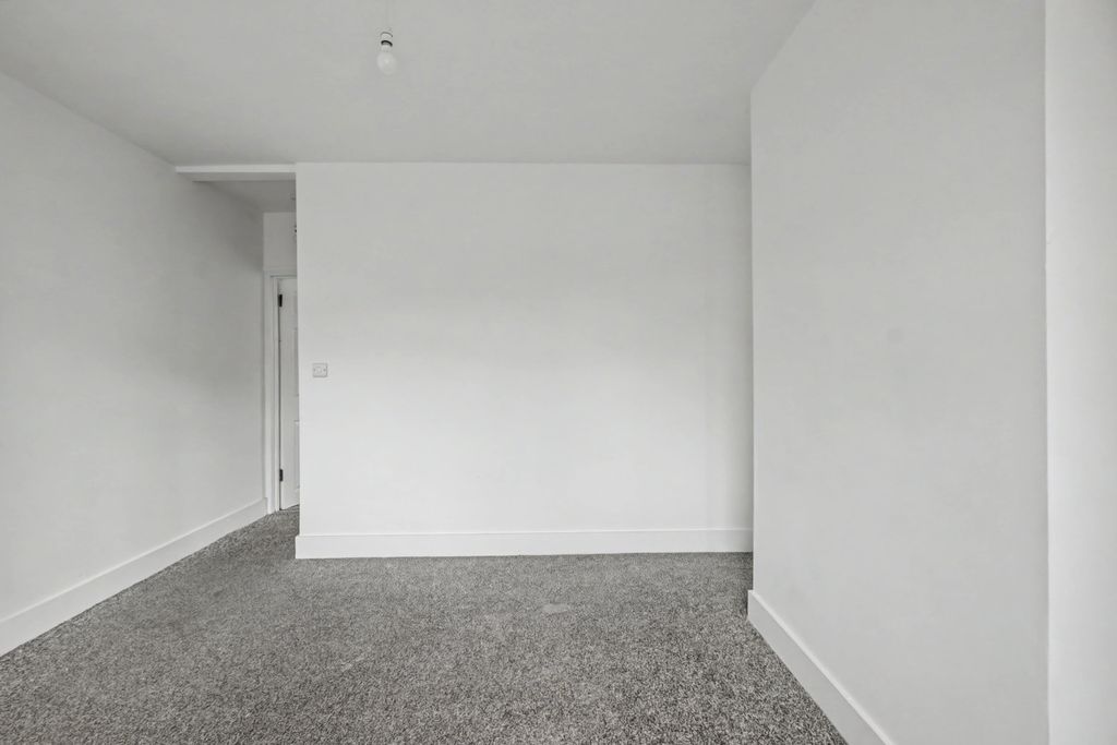 Property photo 2 of 10 Photo 1