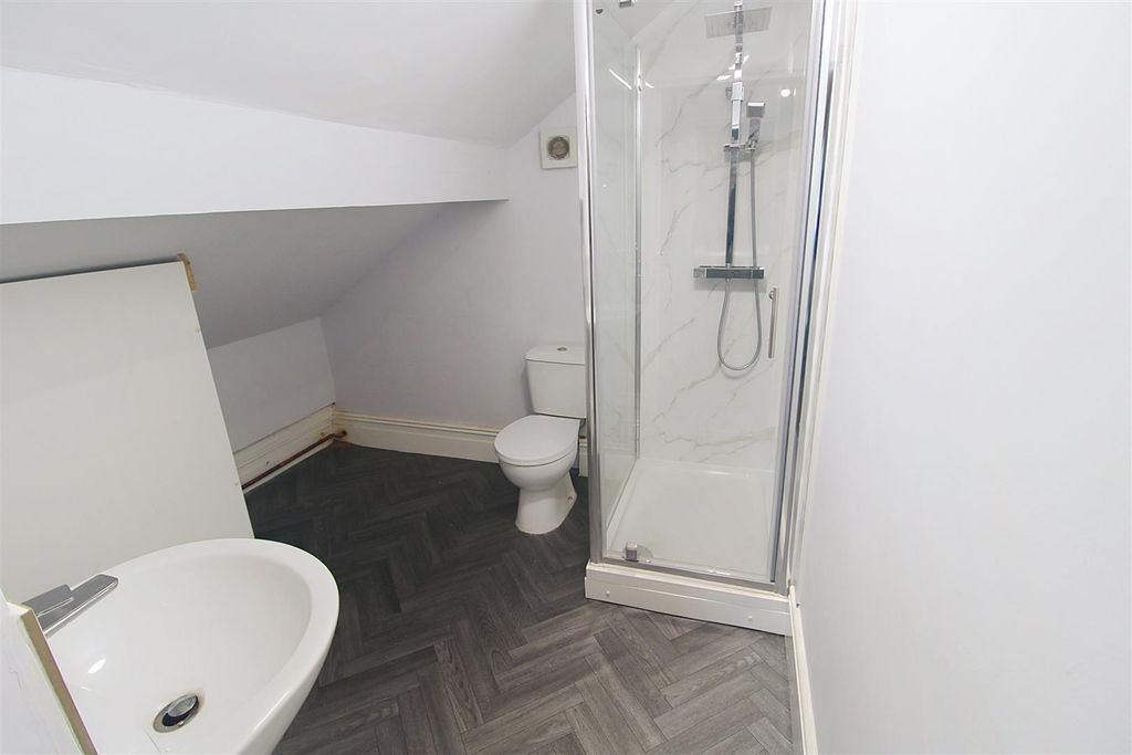 Property photo 3 of 5 Flat-3-125-Fitzwilliam_00003.Jpeg