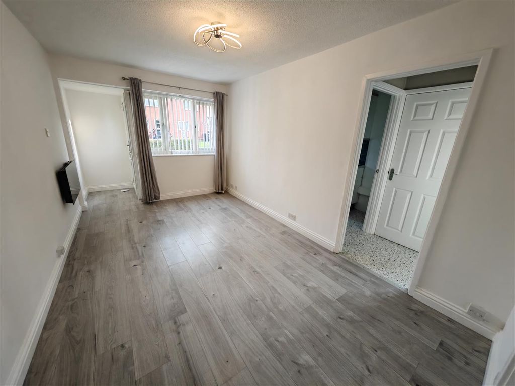 Property photo 2 of 6 Img_20260319_170027.Jpg