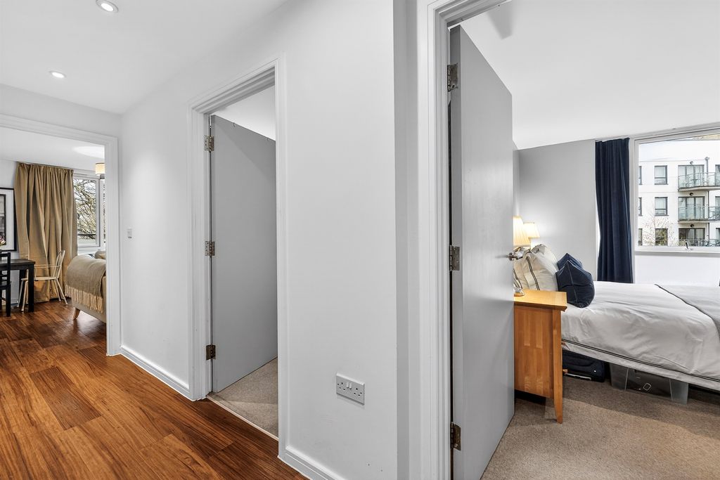 Property photo 3 of 29