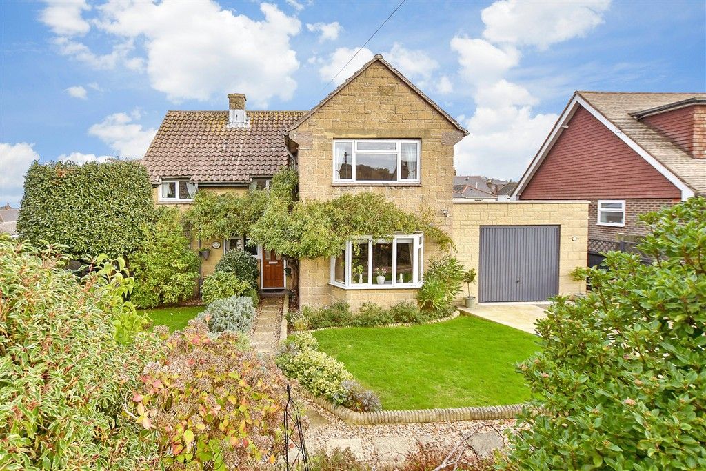 Property photo 1 of 19 External (Web)