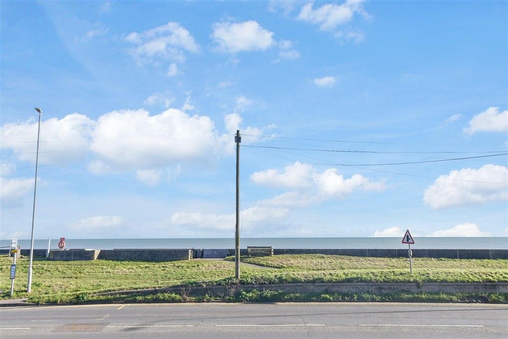 Property photo 1 of 12 Views To Front