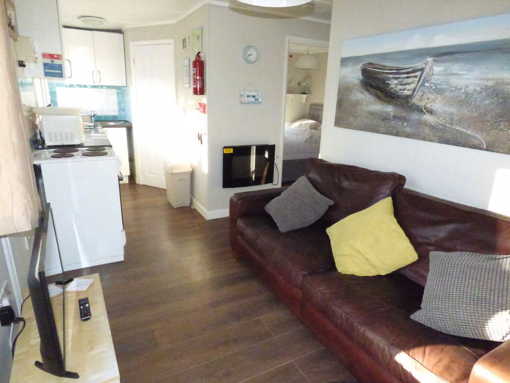 Property photo 2 of 12 Open Plan Lounge/Fitted Kitchen