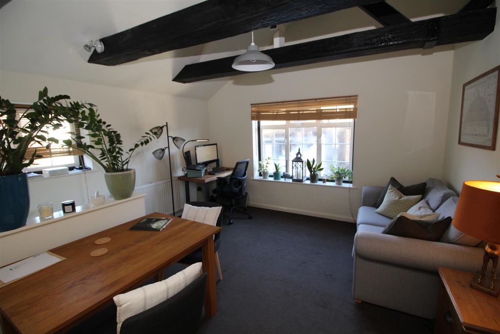 Property photo 3 of 8 Living Room