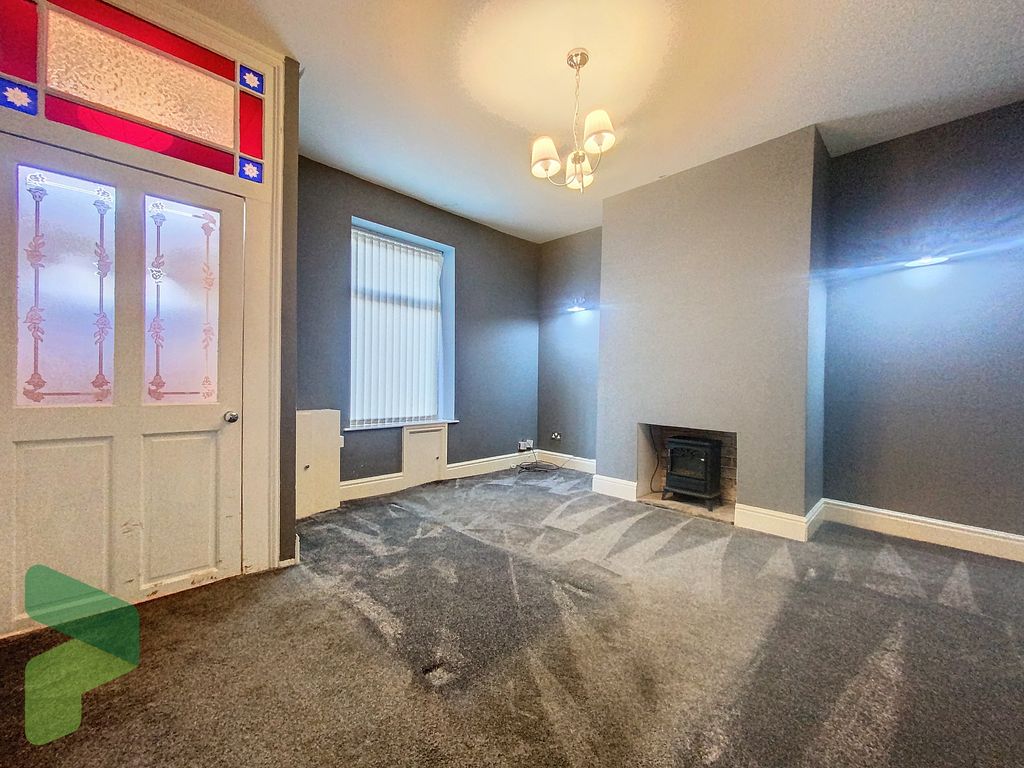 Property photo 2 of 14 Living Room